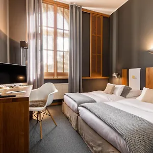 https://yoho-the-young-hotel.hamburg-hotels-de.com