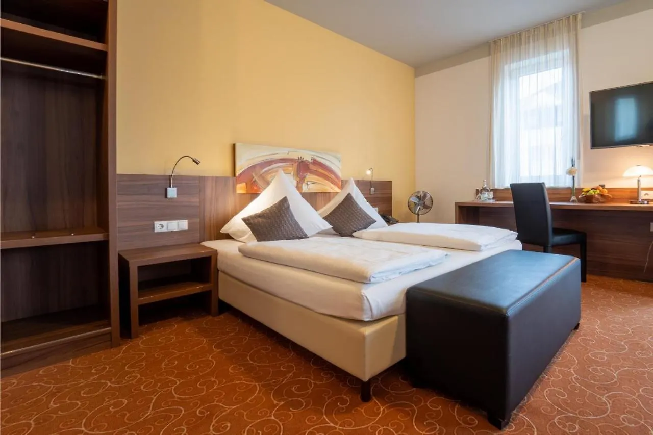 Hotel St Georg - Регенсбург